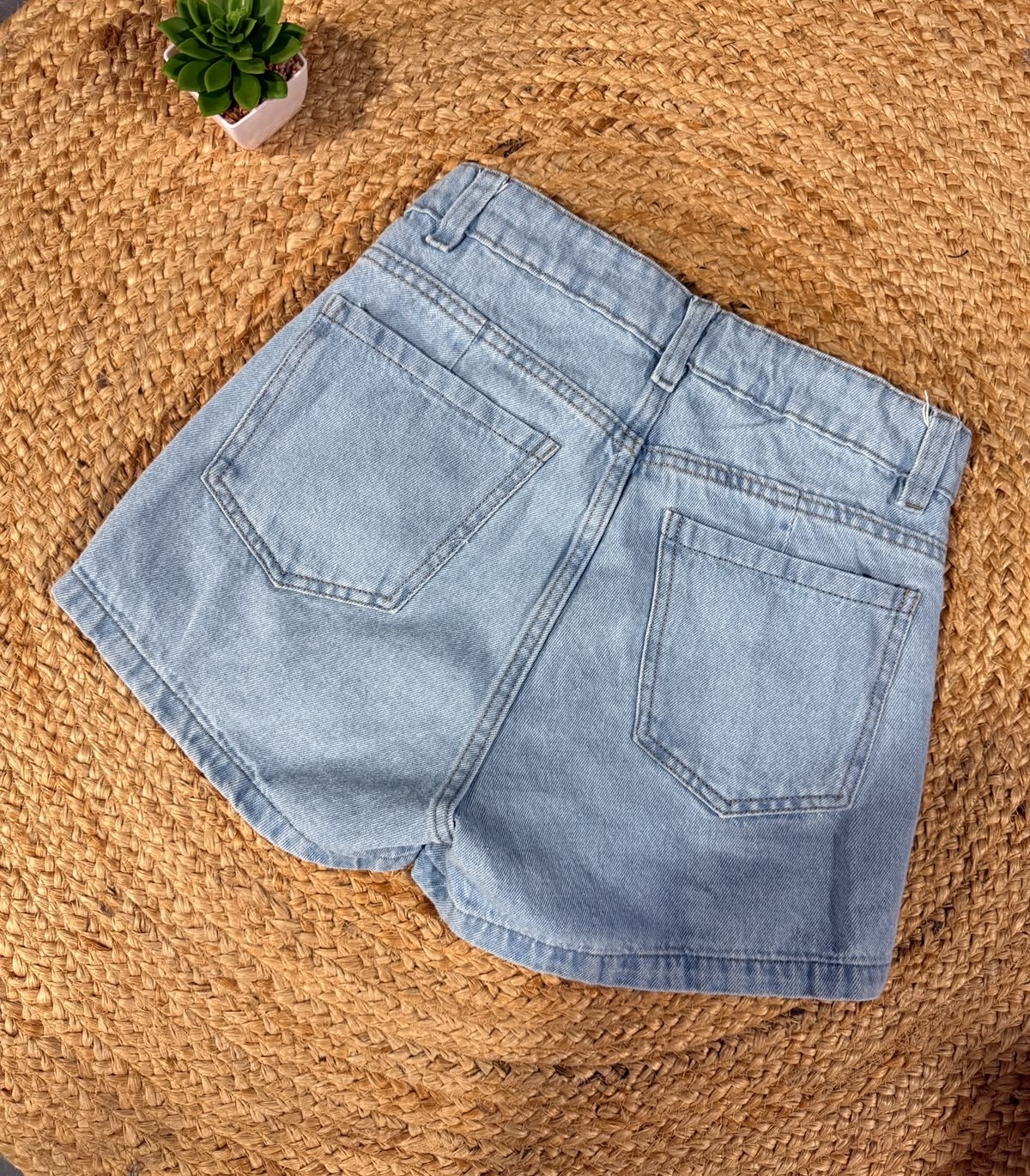 Short Pollera Rigido con Bolsillos Celeste - Imagen 2