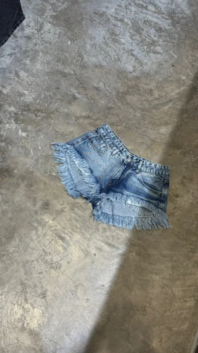 Short Blu      con Estrellas en los Bolsillos