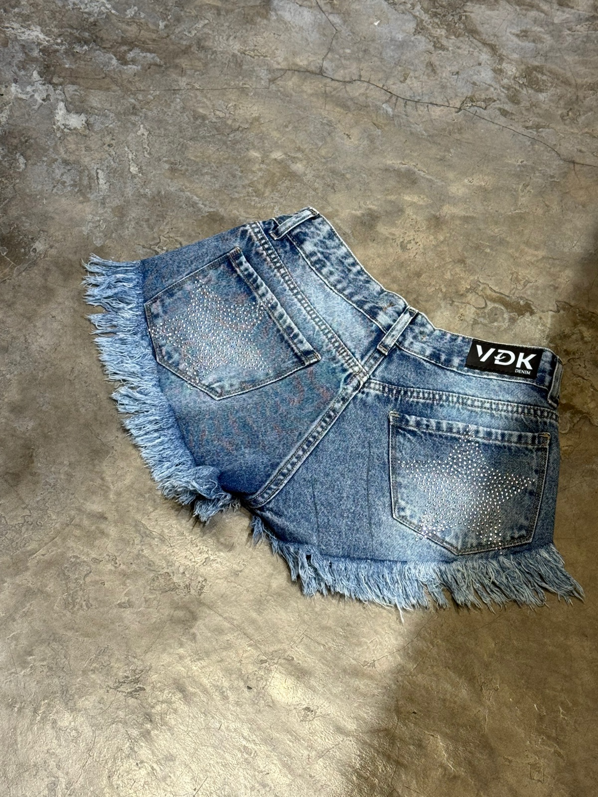 Short Blu      con Estrellas en los Bolsillos - 214cd459-f333-425b-be62-bfdf6ce9da75.jpg