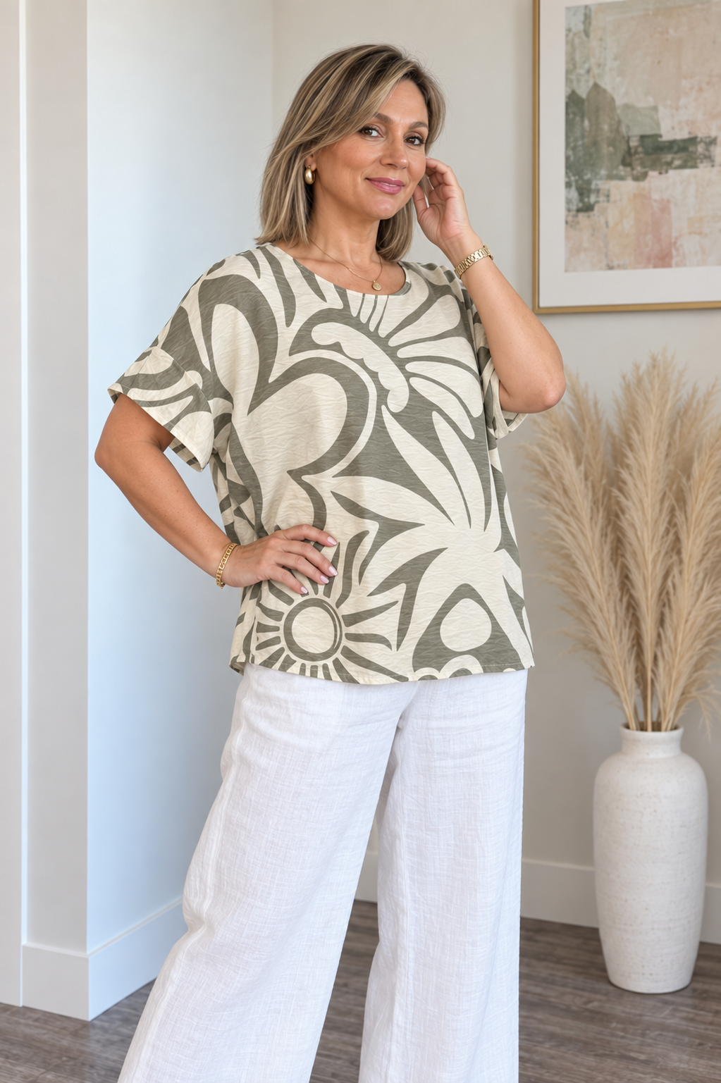 Blusa  Estampada - ChatGPT%20Image%2018%20sept%202026%2C%2002_57_47%20p.m..png