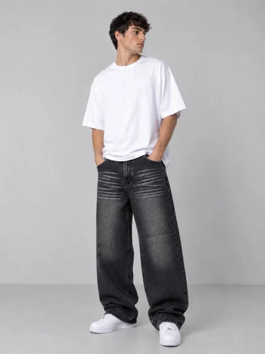 Baggy Negro Gastado