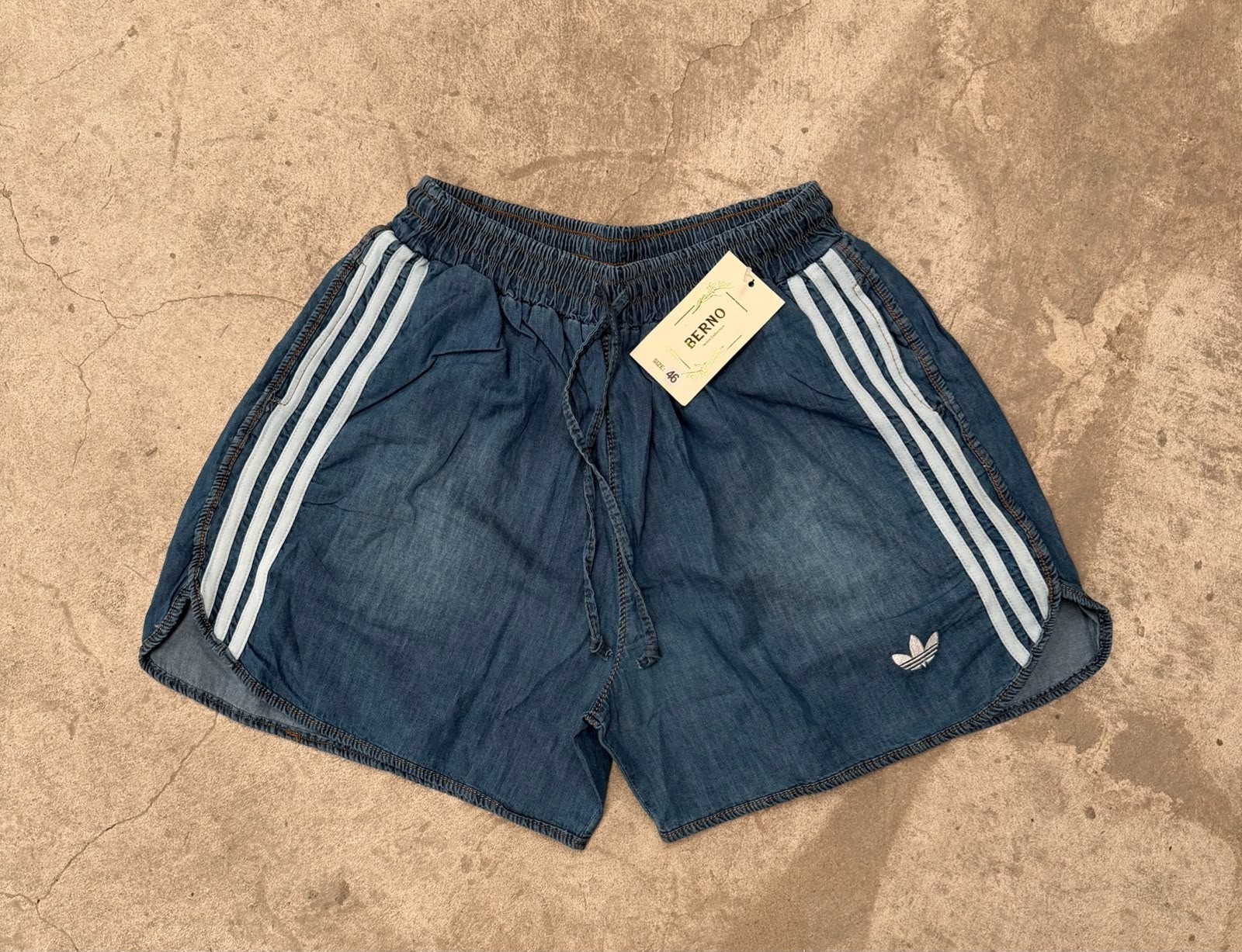 Short Mujer Adds - Imagen 2