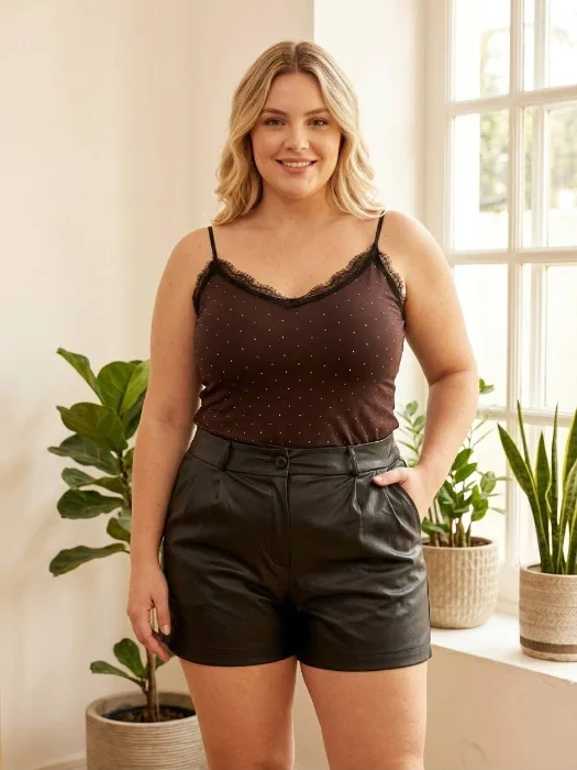 Short Sastrero Engomado
