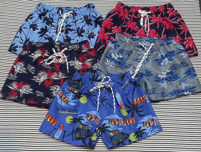 Short Playero de Niños con Suspensor