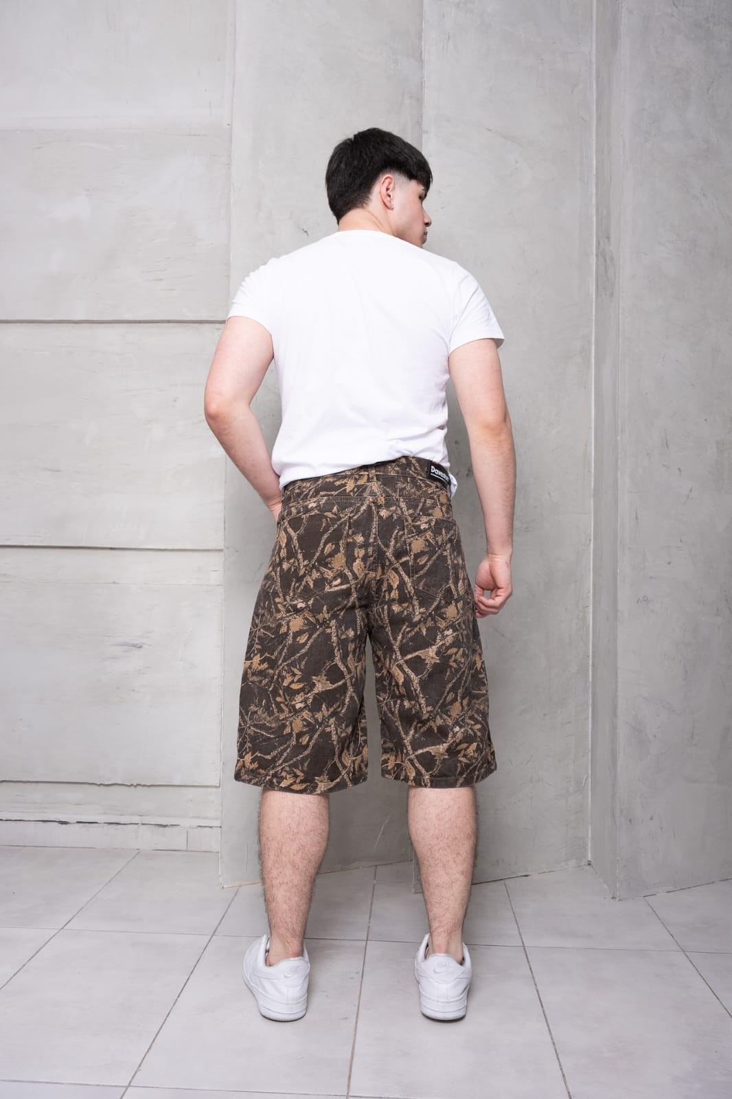 Bermuda Baggy Choco Realtree - Imagen 3
