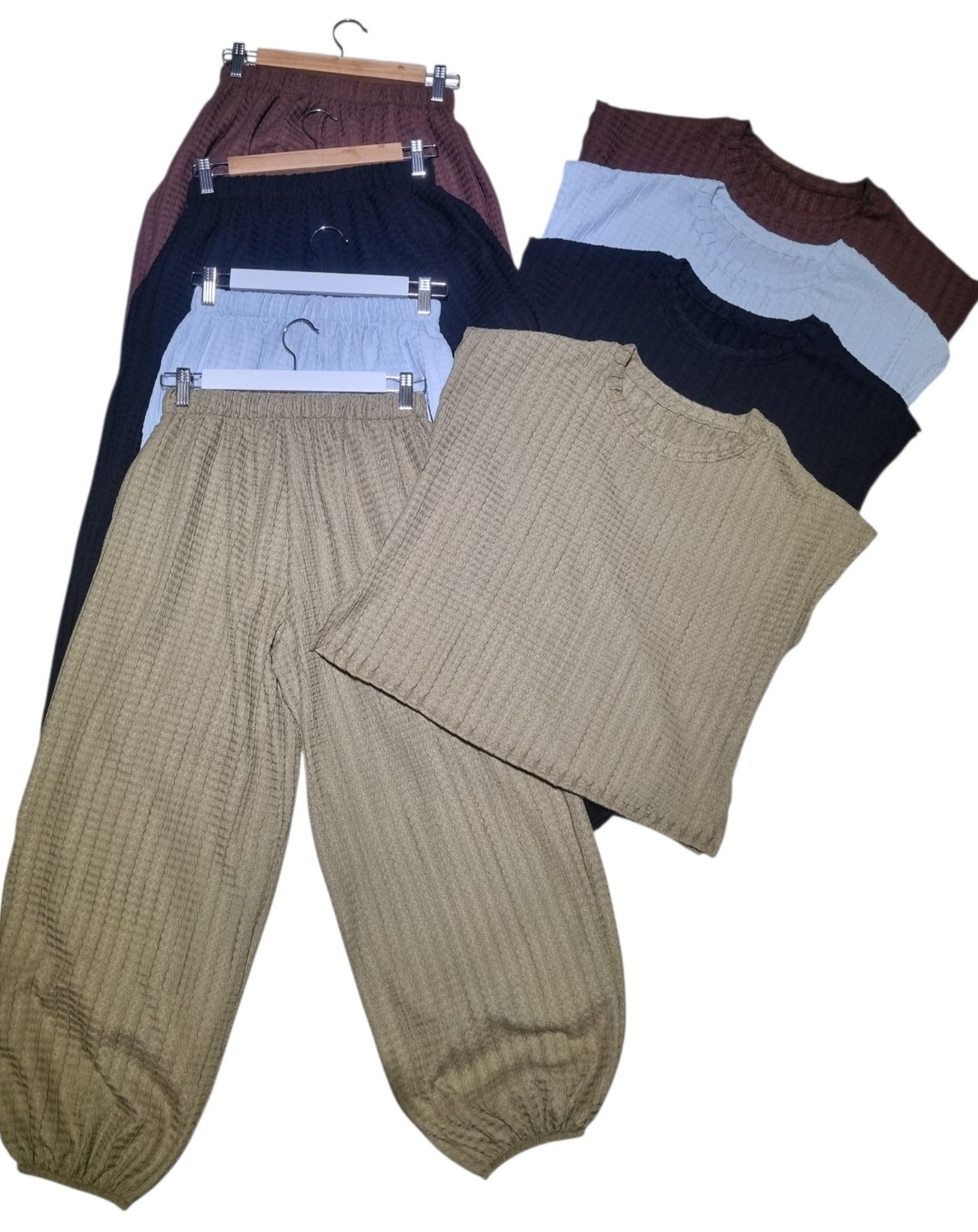 Conjunto Pantalon Globo + Basica - Imagen 2