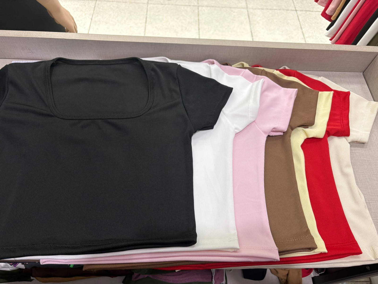 Remera Escote Cuadrado - Imagen 3