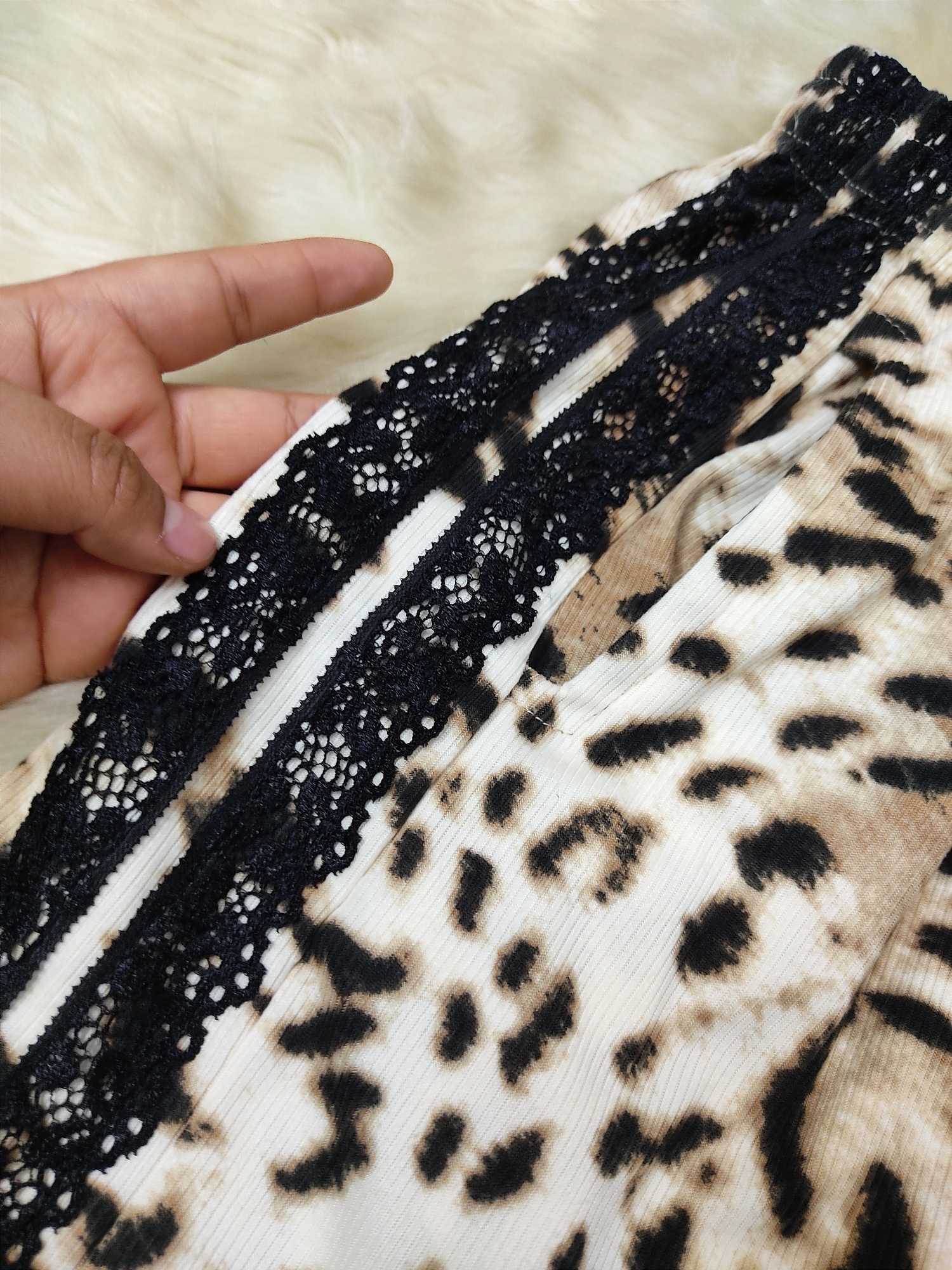 Short Morley Animal Print con Encaje - Imagen 3