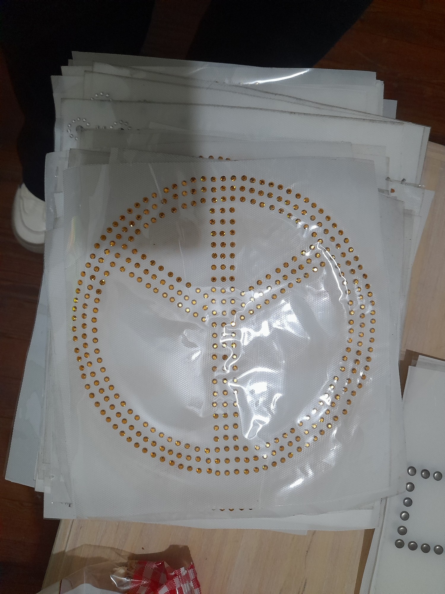 Stras Termoadhesivo para Prendas - Imagen 3