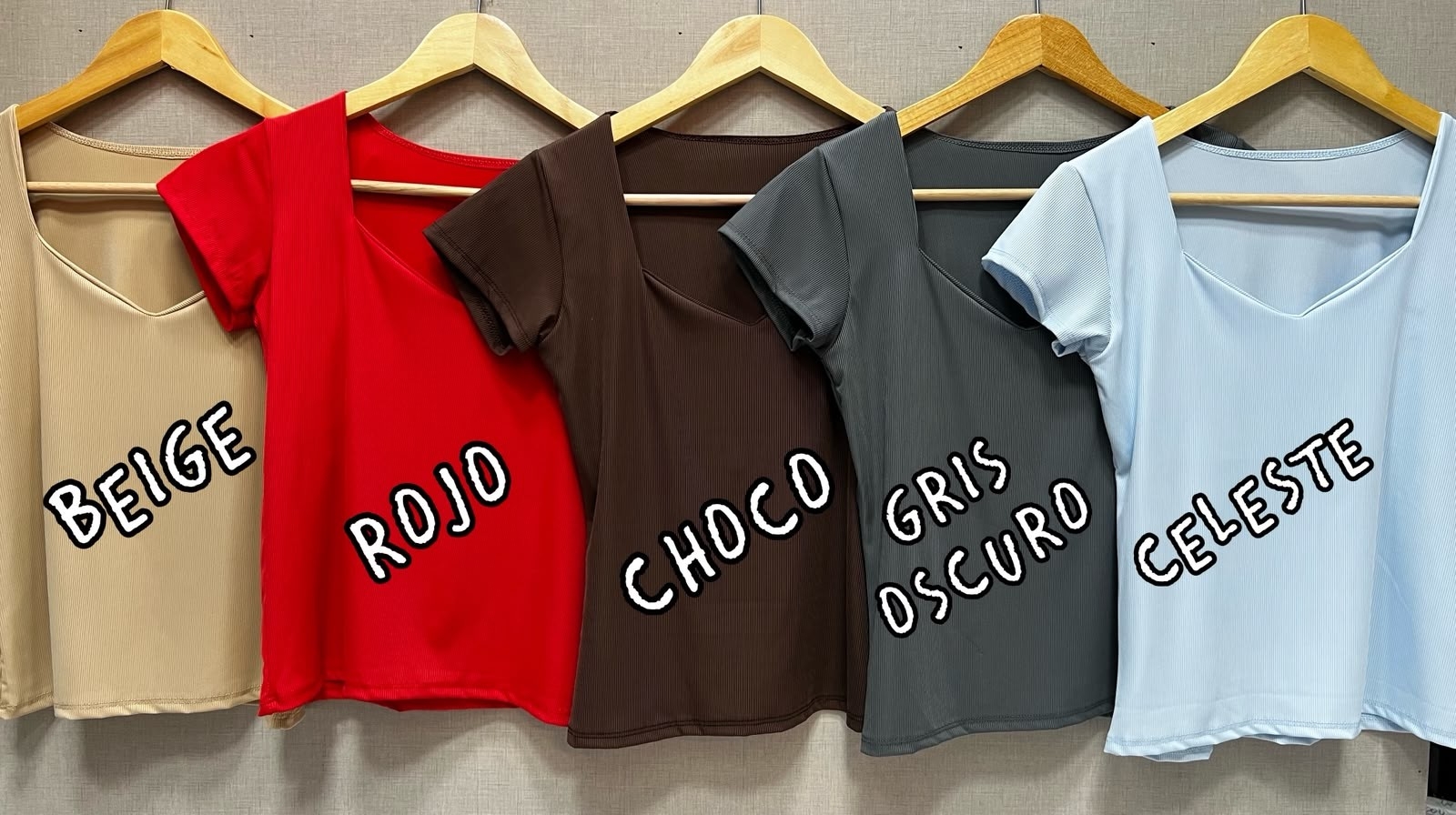 Remera Cuello Asimétrico - Imagen 2