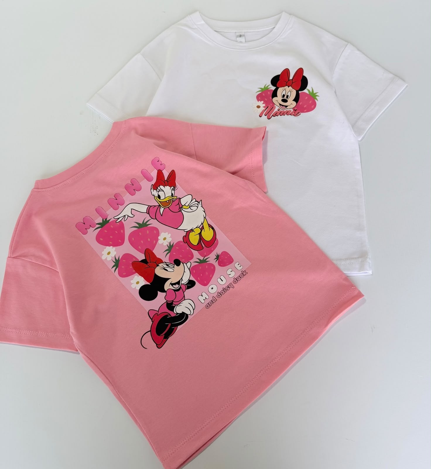 Remera Minnie Fresa (doble Estampado) - Imagen 2