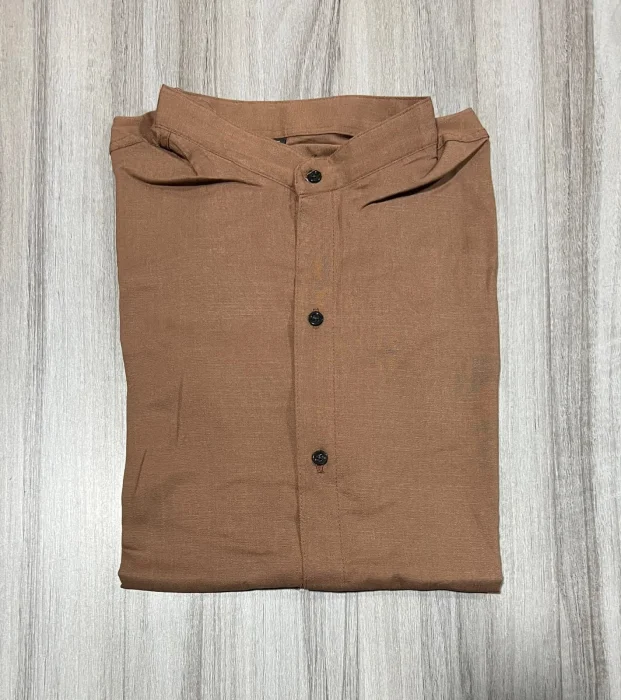 Camisa de Lino Marron Cuello Mao