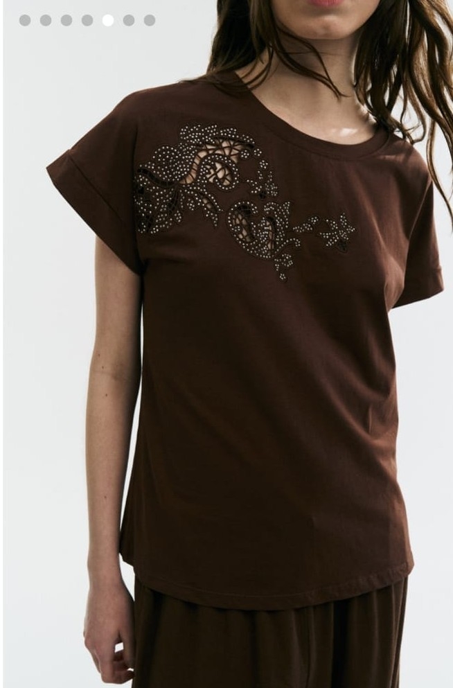 Remera con Bordado - Imagen 2