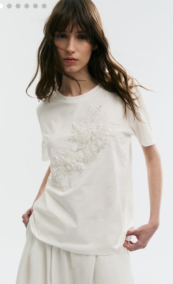 Remera con Aplique Bordado - Imagen 3