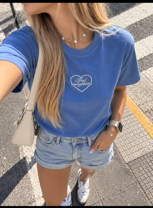 Remera Bordada Corazón