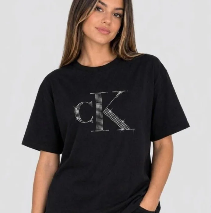 Remeras con Strass