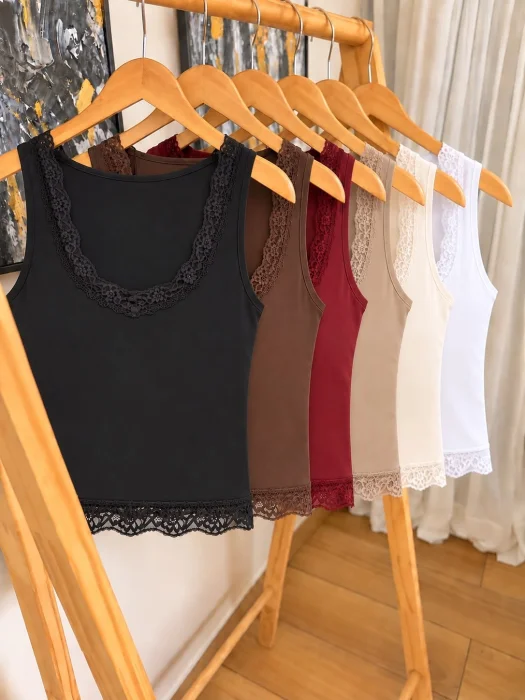 Musculosa de Microfibra y Encaje Singapur