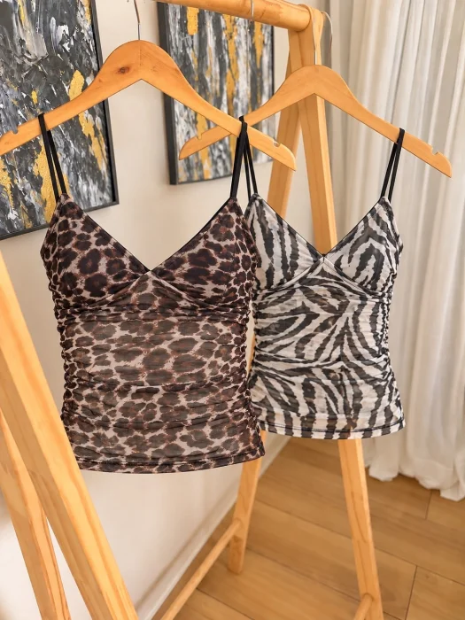 Top de Microtul Estampado Justin