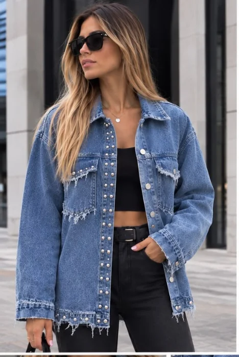 Camisaco de Jeans con Tachas Deflecado