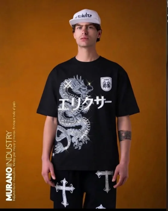 Remera Dragón Oversize