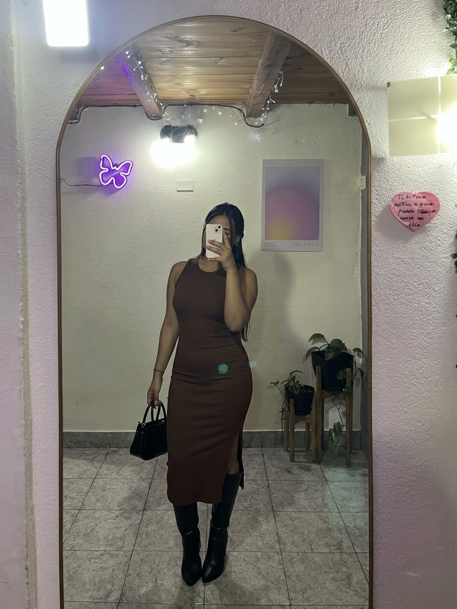 Vestido Tubo con Tajo Veranob - IMG_0283.jpeg