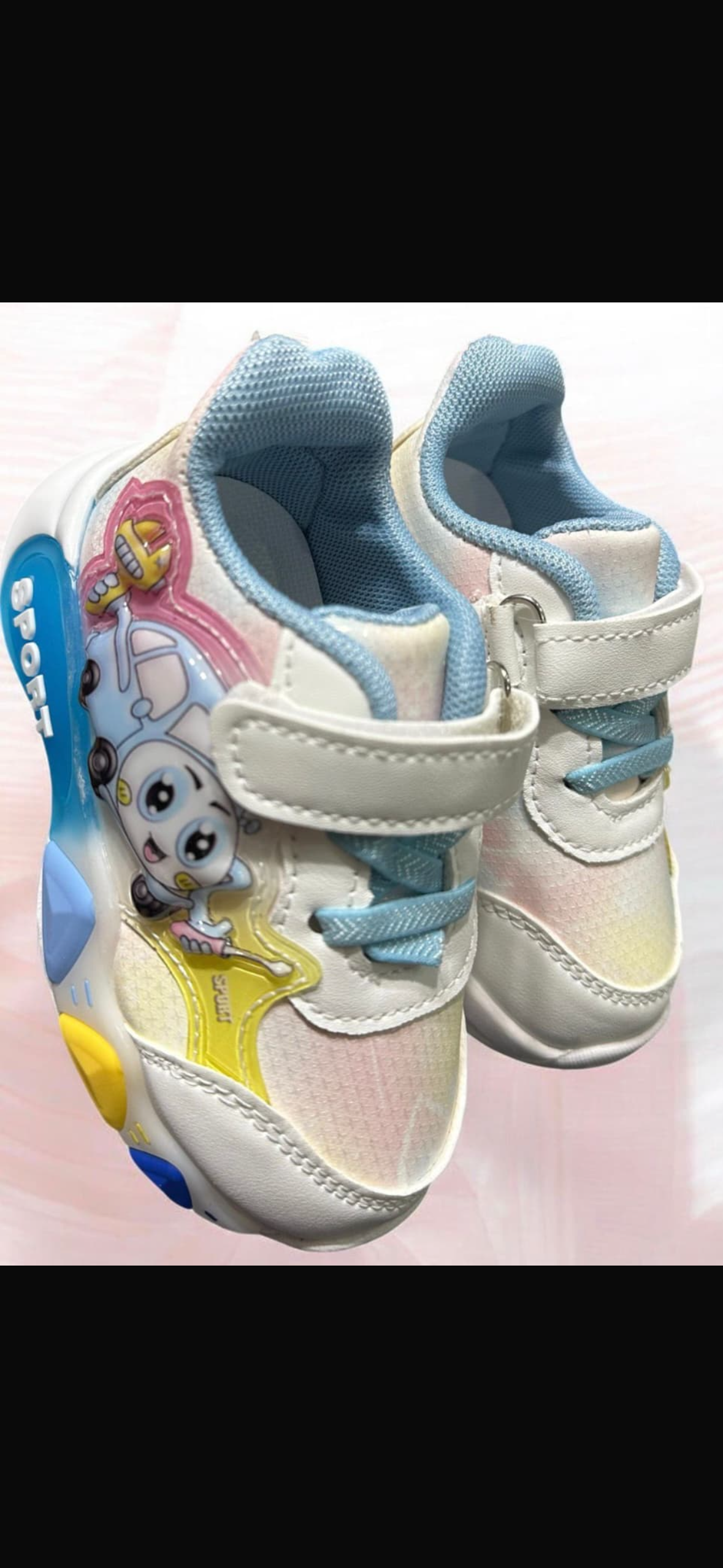 Zapatilla con Luz - IMG_5384.png