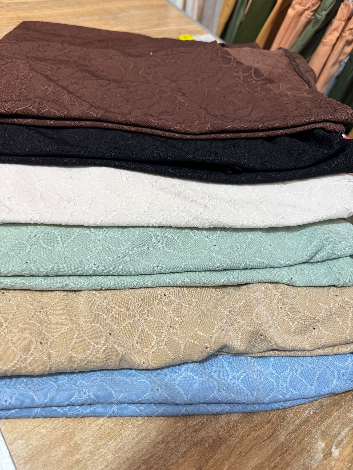Remera de Broderie - Imagen 2