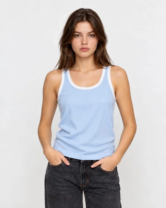 Musculosa Básica Combinada