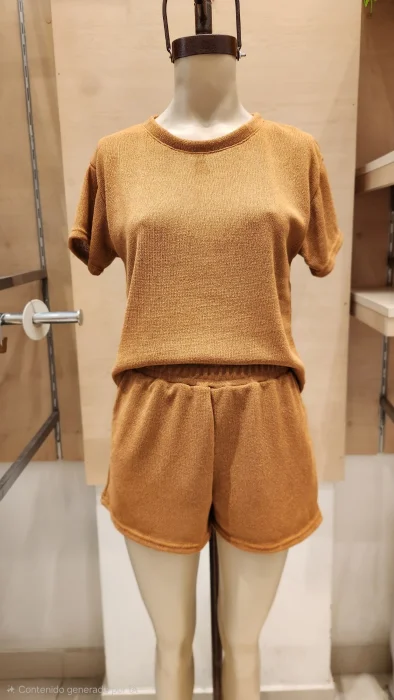 Remera Corta Crochet