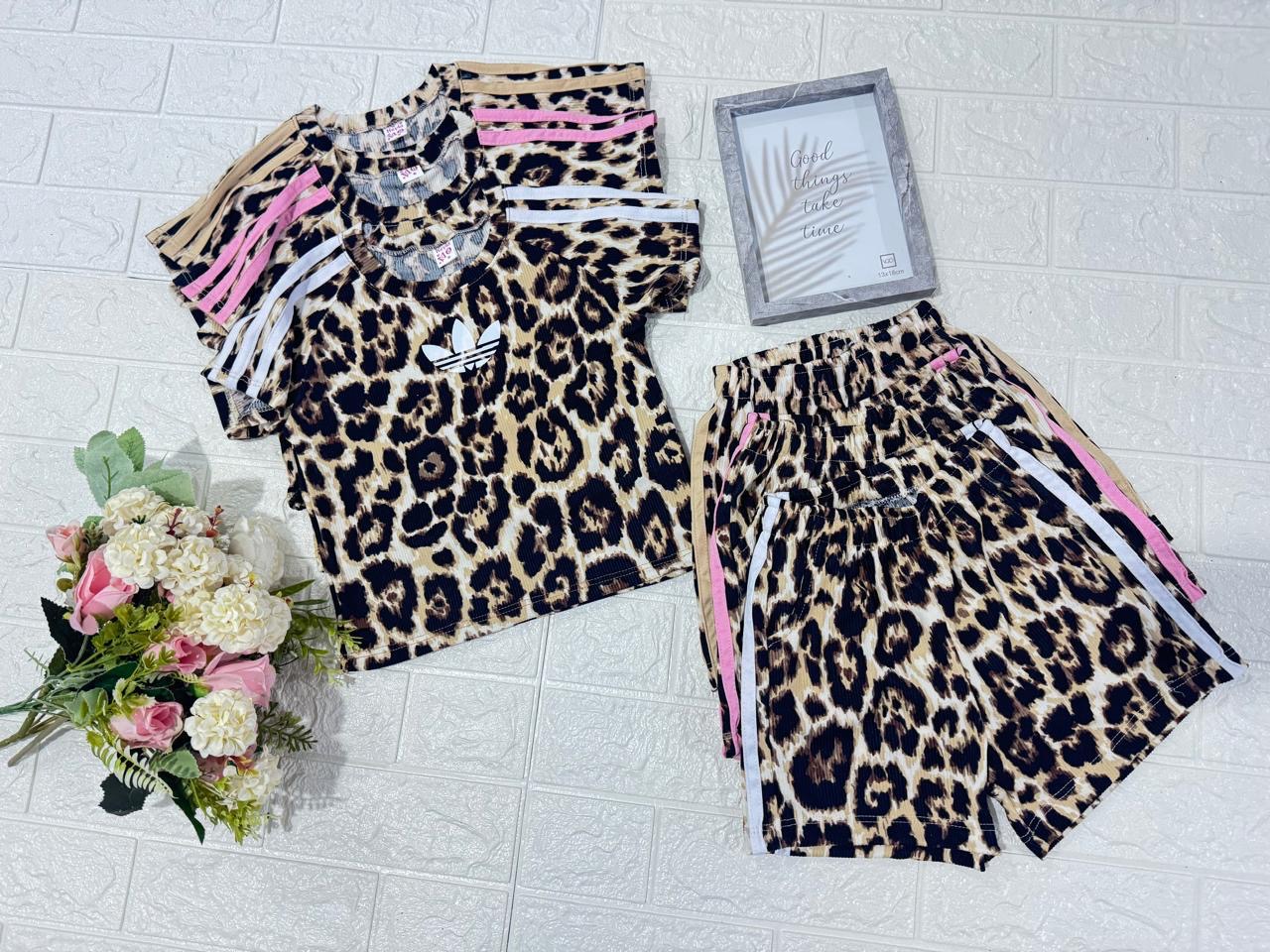  Conjunto Print   Modelo Rufina - 3faefb46-8fd7-459a-9371-7fa37b97369c.jpeg