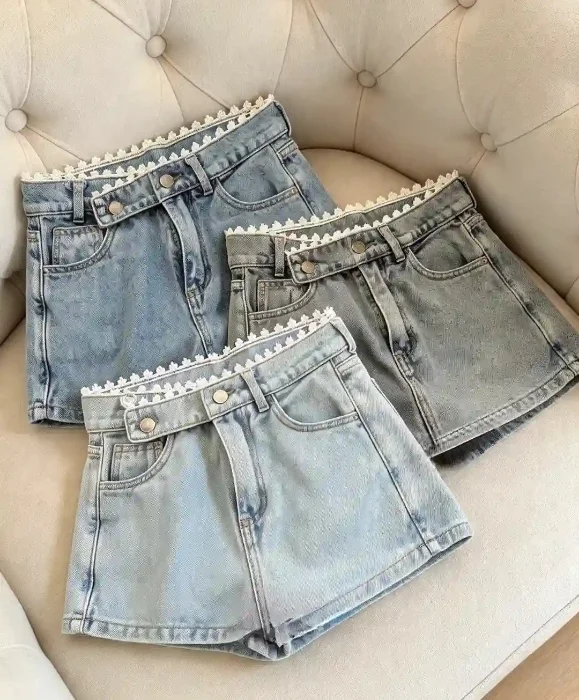 Shorts Pollera con Puntilla Cintura Cruzada