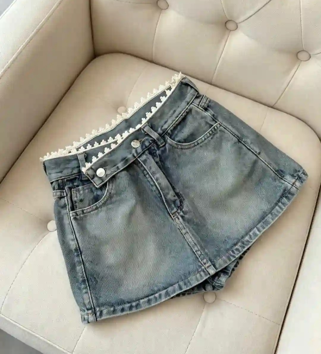 Shorts Pollera con Puntilla Cintura Cruzada - Imagen 3
