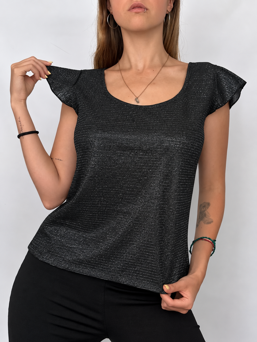 Blusa de Glitter - 6AD6B90C-081F-4717-9B41-50D35059831F.png
