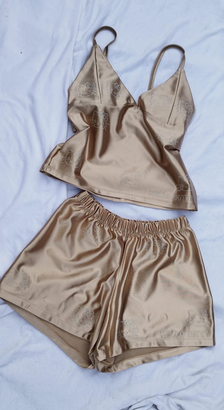 Pijama de Dama - bf92a220-9766-40a8-b7b9-ce12a8de5e6d.jpeg