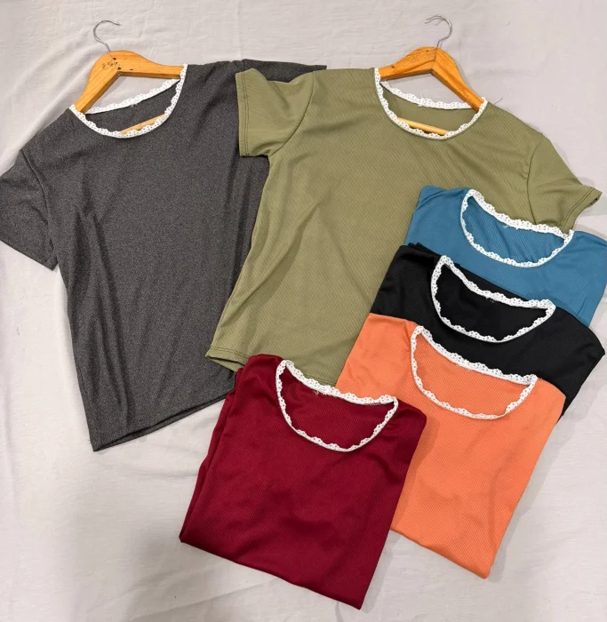 Remeras con Puntilla
