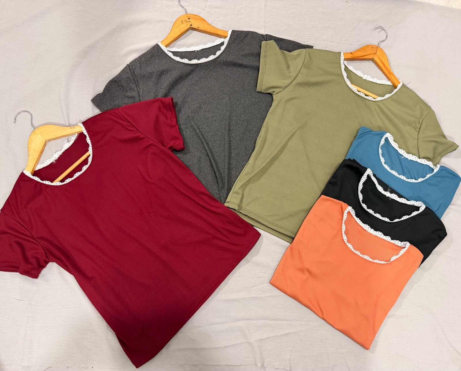 Remeras con Puntilla - Imagen 2
