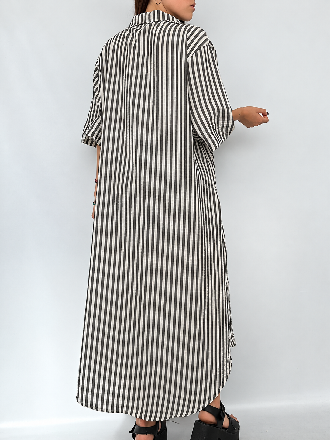 Camisa  Vestido de Lino Rayado - 2561CC47-C294-449B-8A91-28DEA299A268.png
