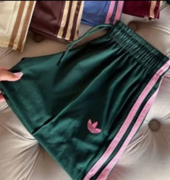 Shorts  con Lineas