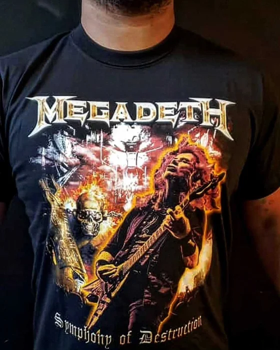 León Rock Remeras