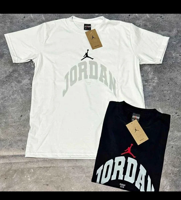 Remera Jordan con Estampado Plastisol