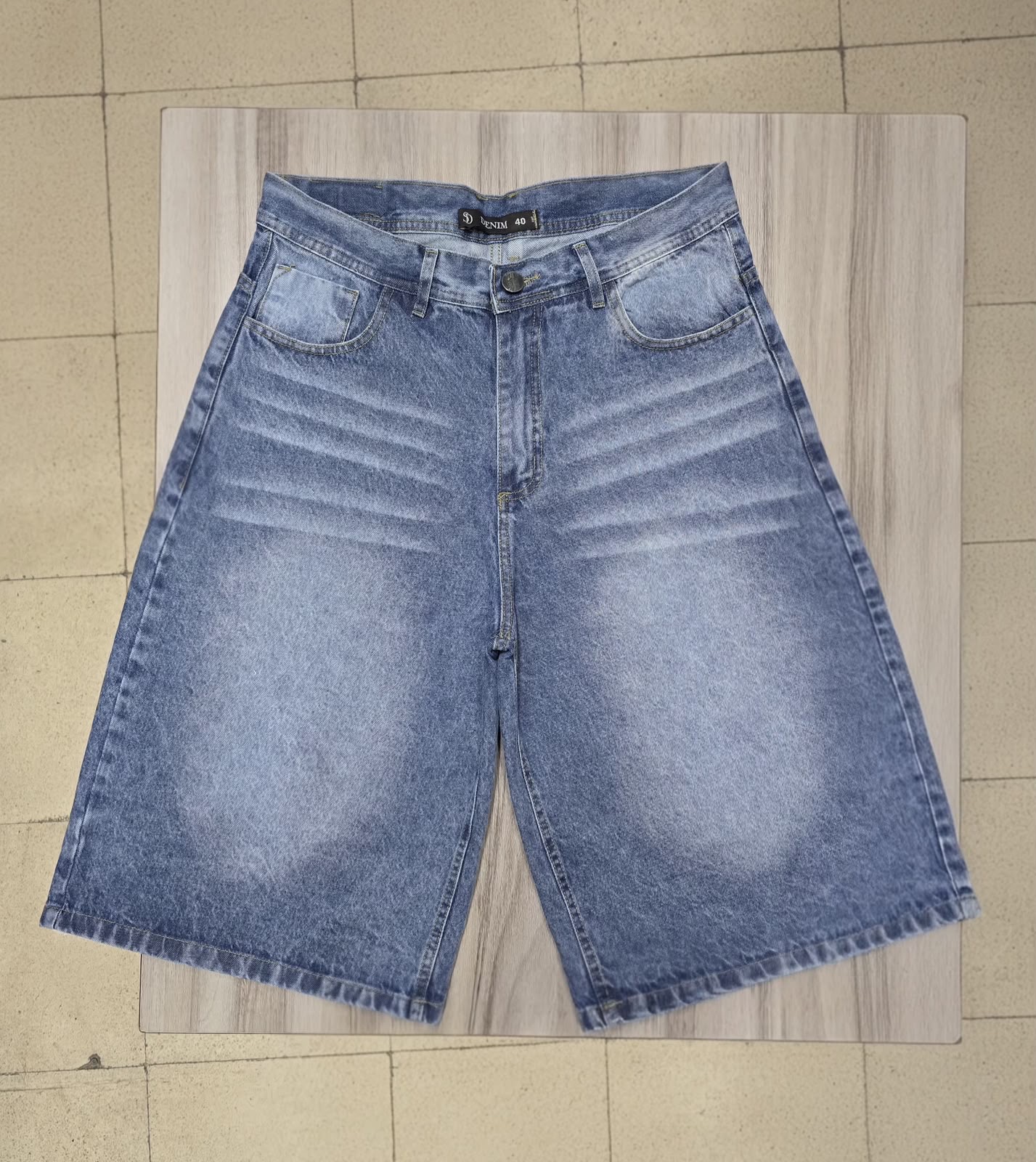 Bermuda Baggy Loc+big - aad8ed07-816f-4638-808e-d33c179f08f2.jpeg