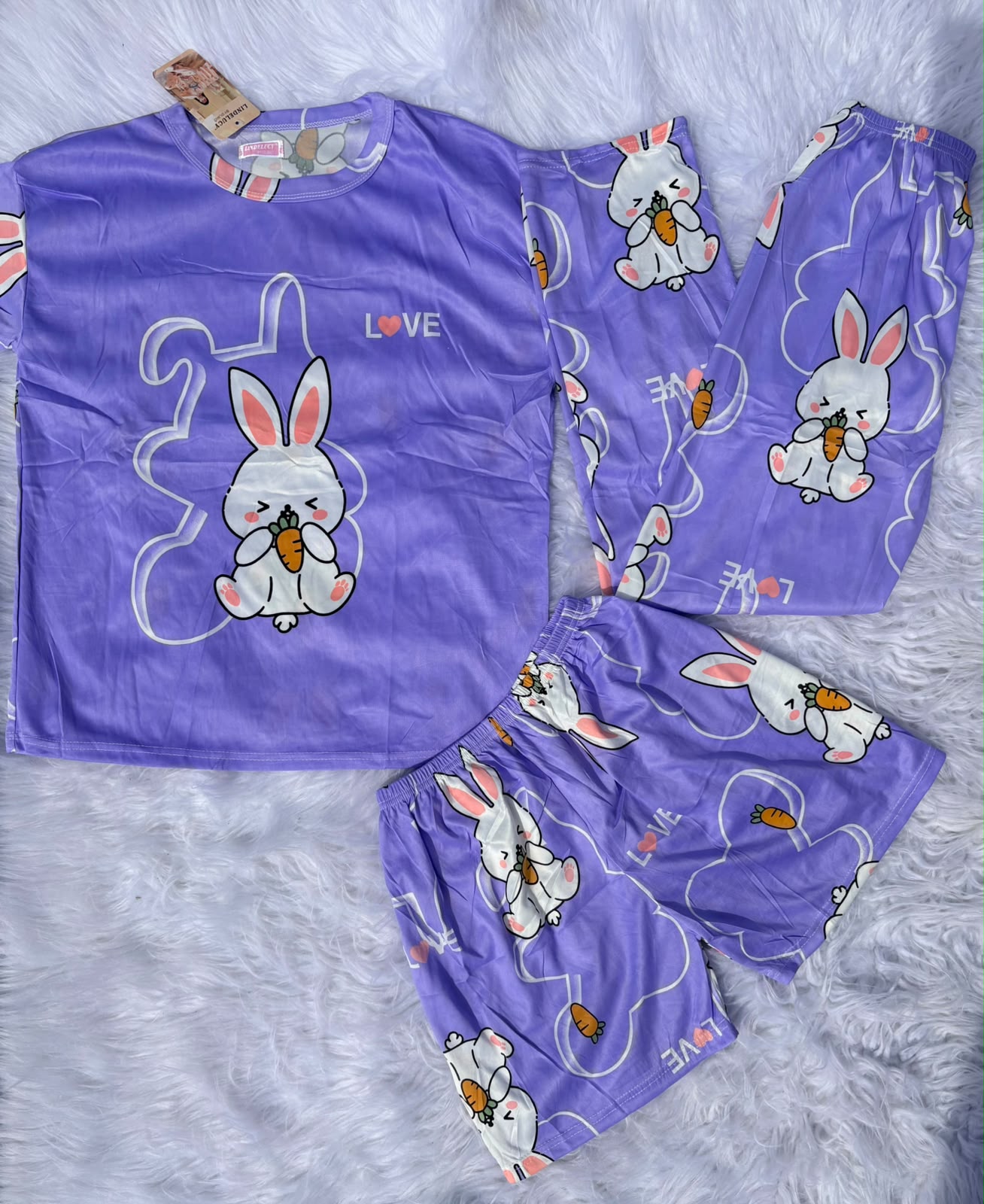 Pijama de 3 Piezas - cdff8629-0ae9-484a-adbe-4d7fe5efbe32.jpeg