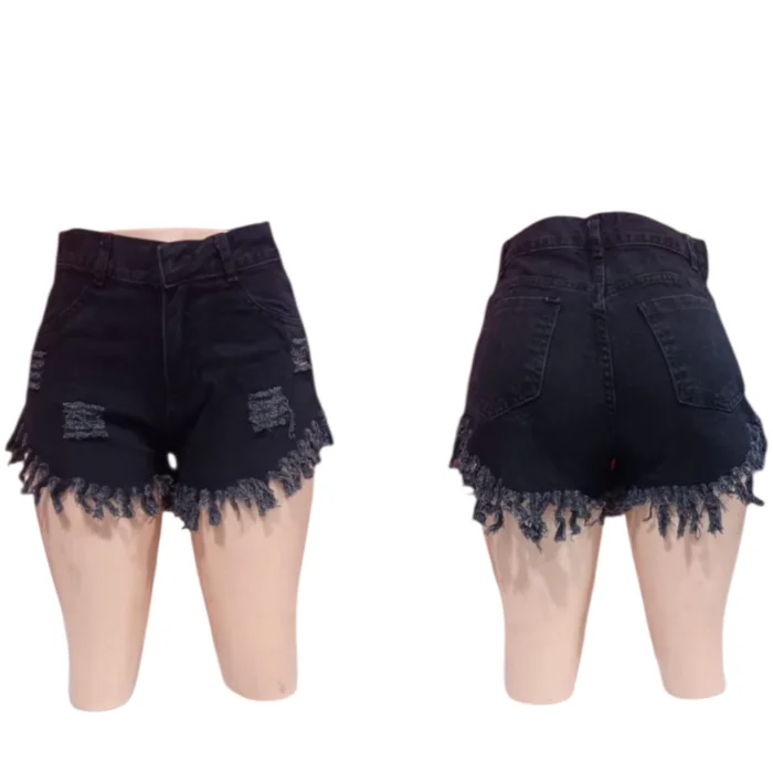 Short Playero con Roturas