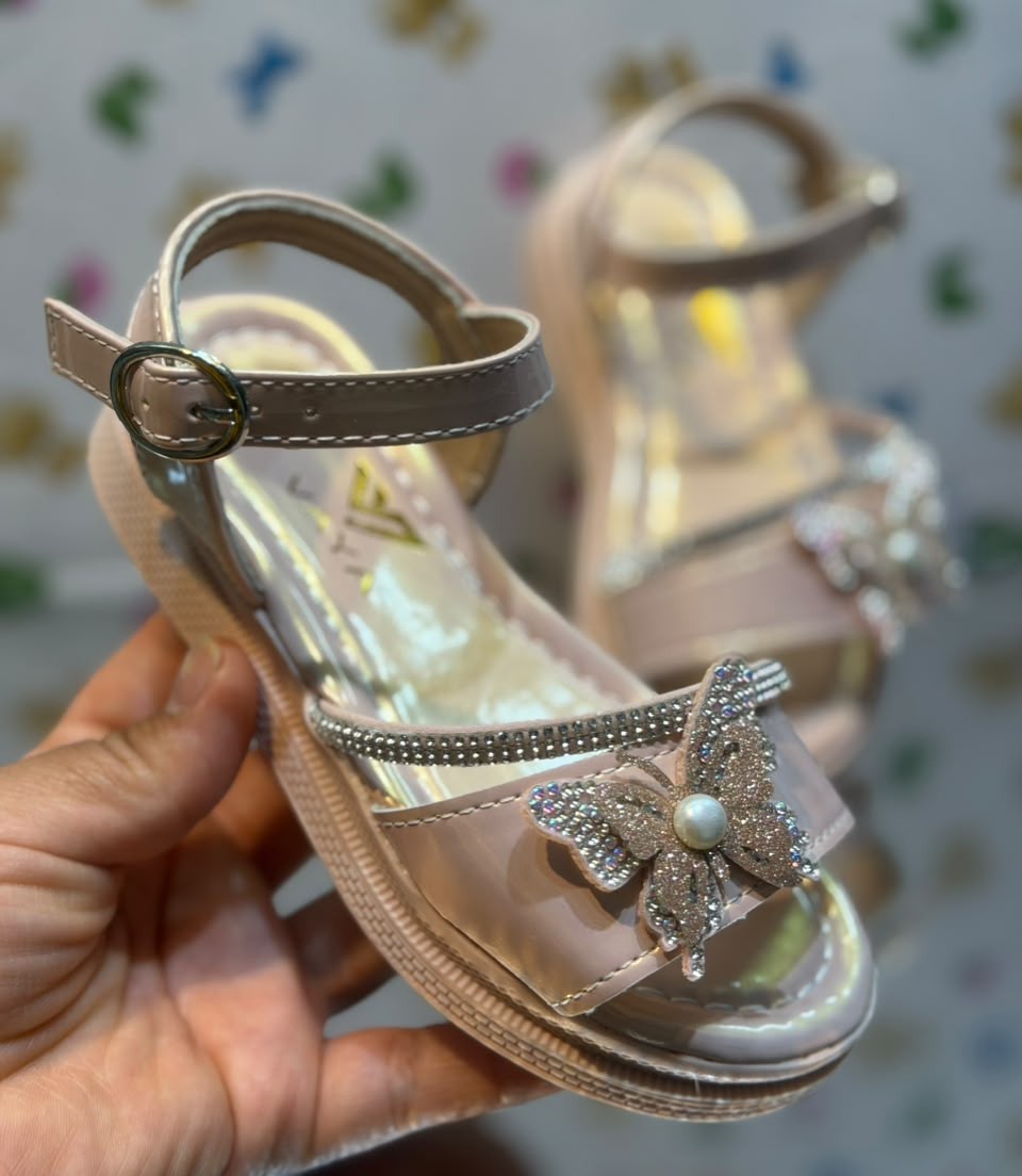 Sandalias de Mariposa - WhatsApp%20Image%202026-10-12%20at%2011.57.29%20AM%20(1).jpeg
