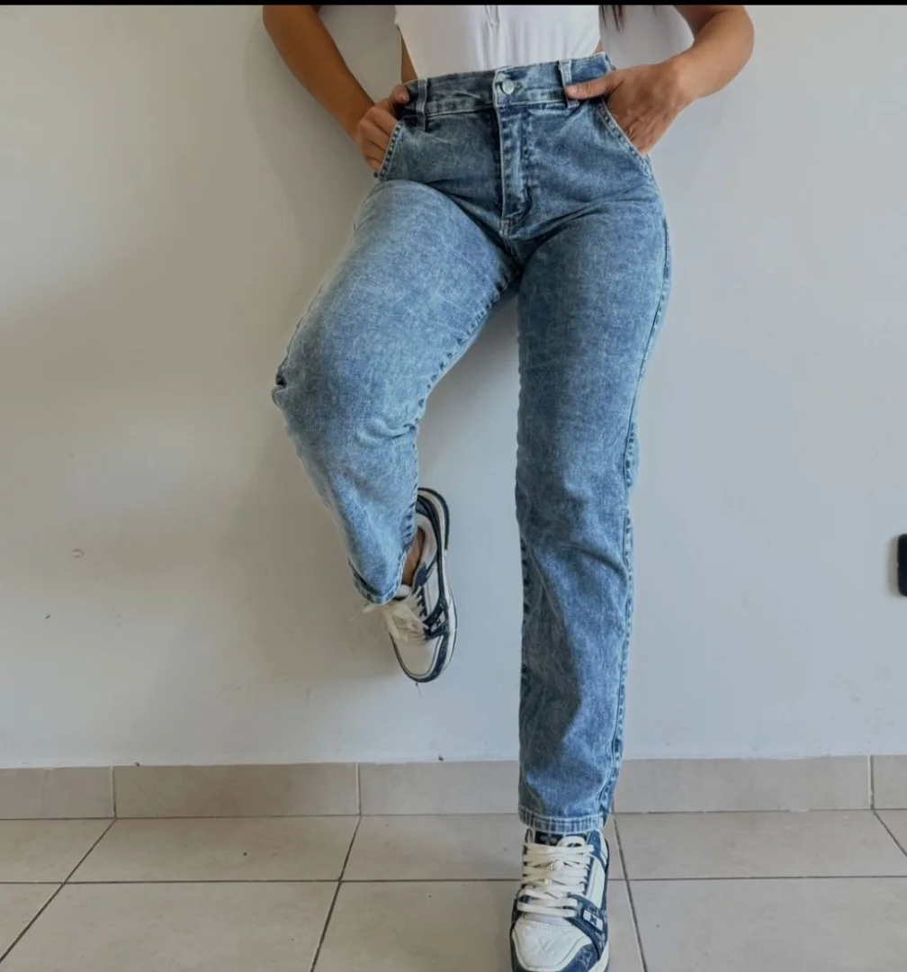 Jeans Mom - Imagen 3