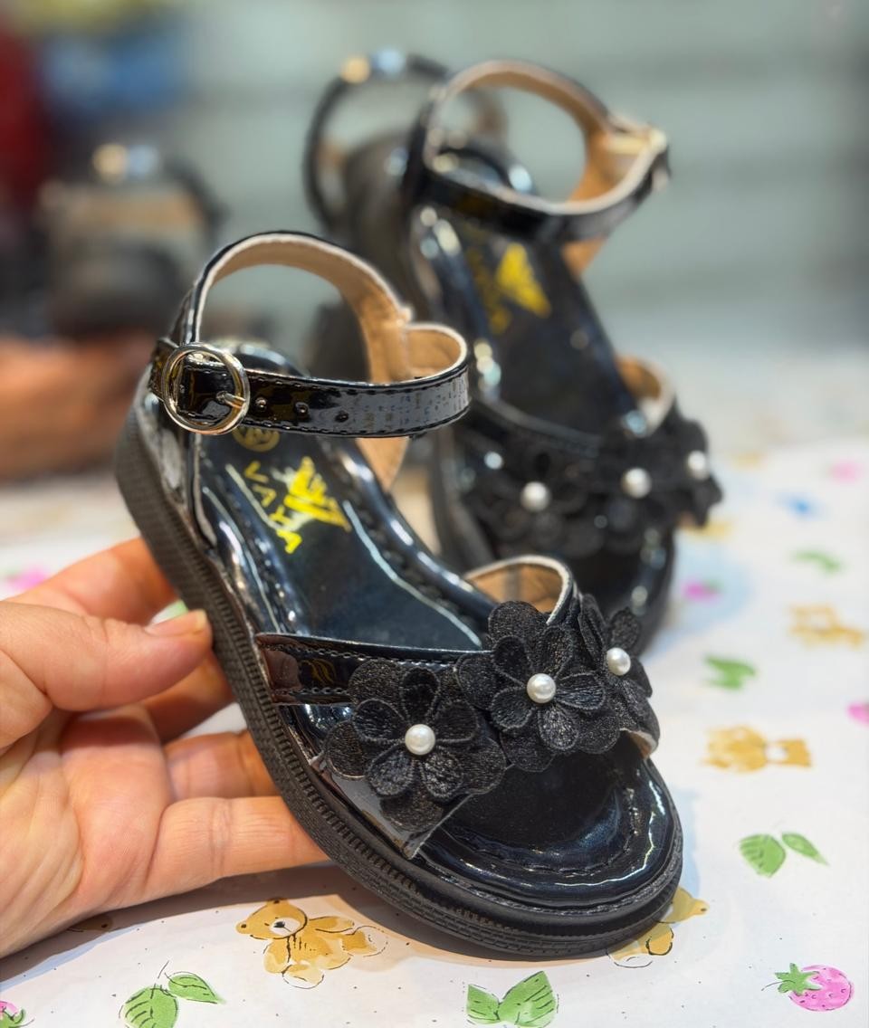 Sandalias de Triple Flor - WhatsApp%20Image%202026-10-12%20at%2012.43.59%20PM.jpeg