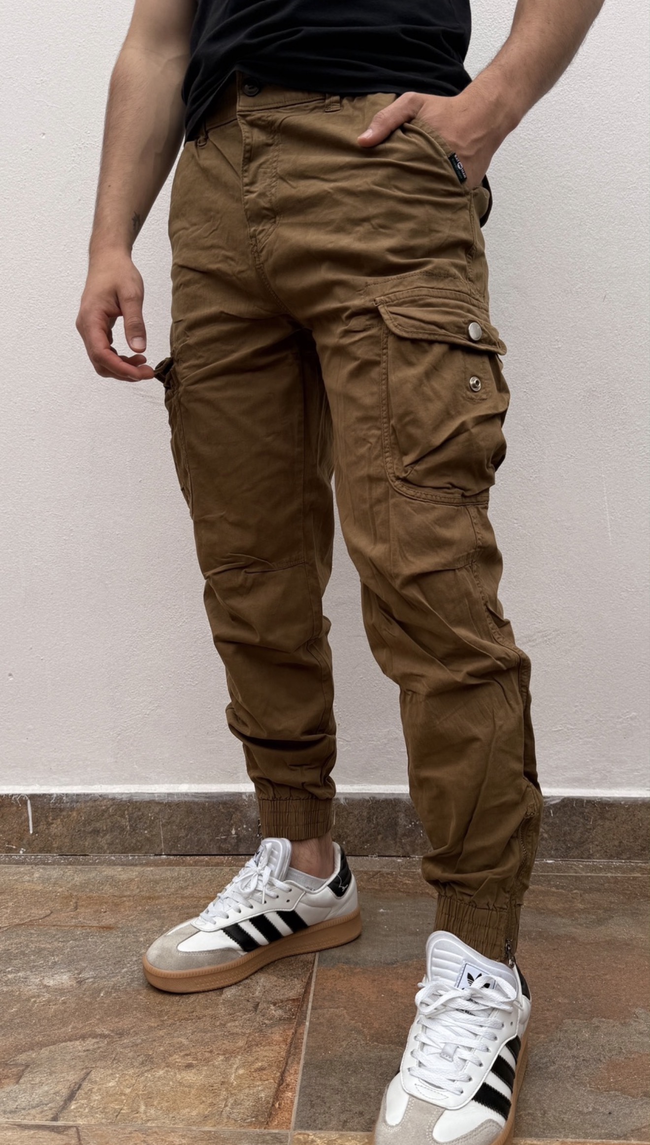 Pantalones Cargo - IMG_0258.jpeg