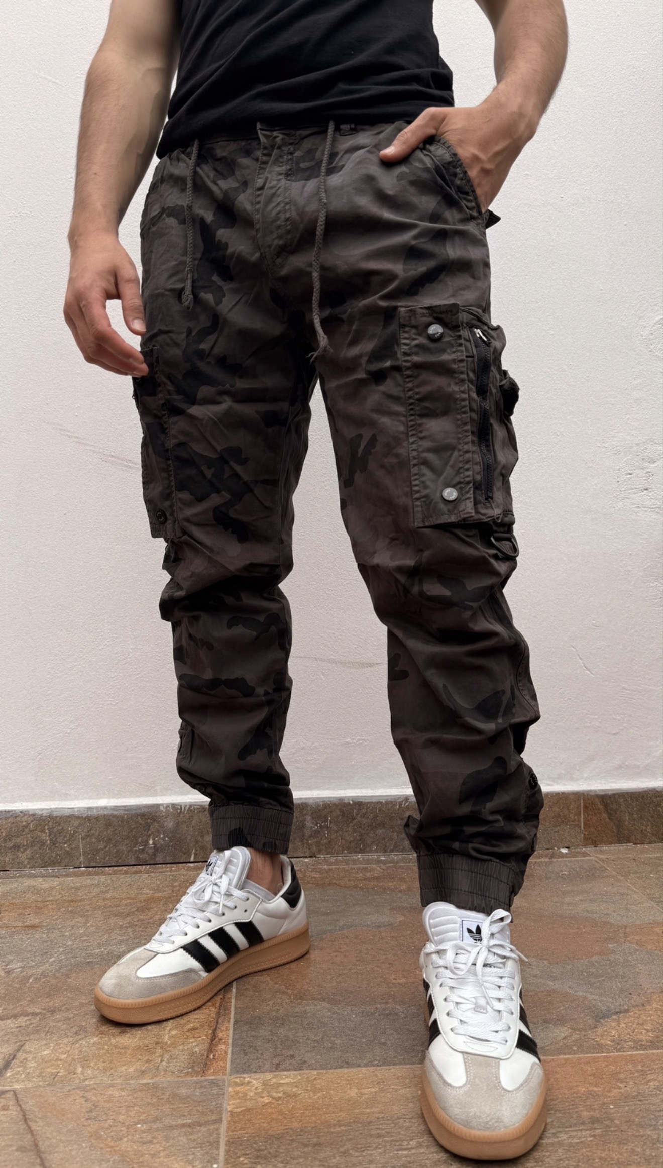Pantalones Cargo Camuflado - IMG_0265.jpeg