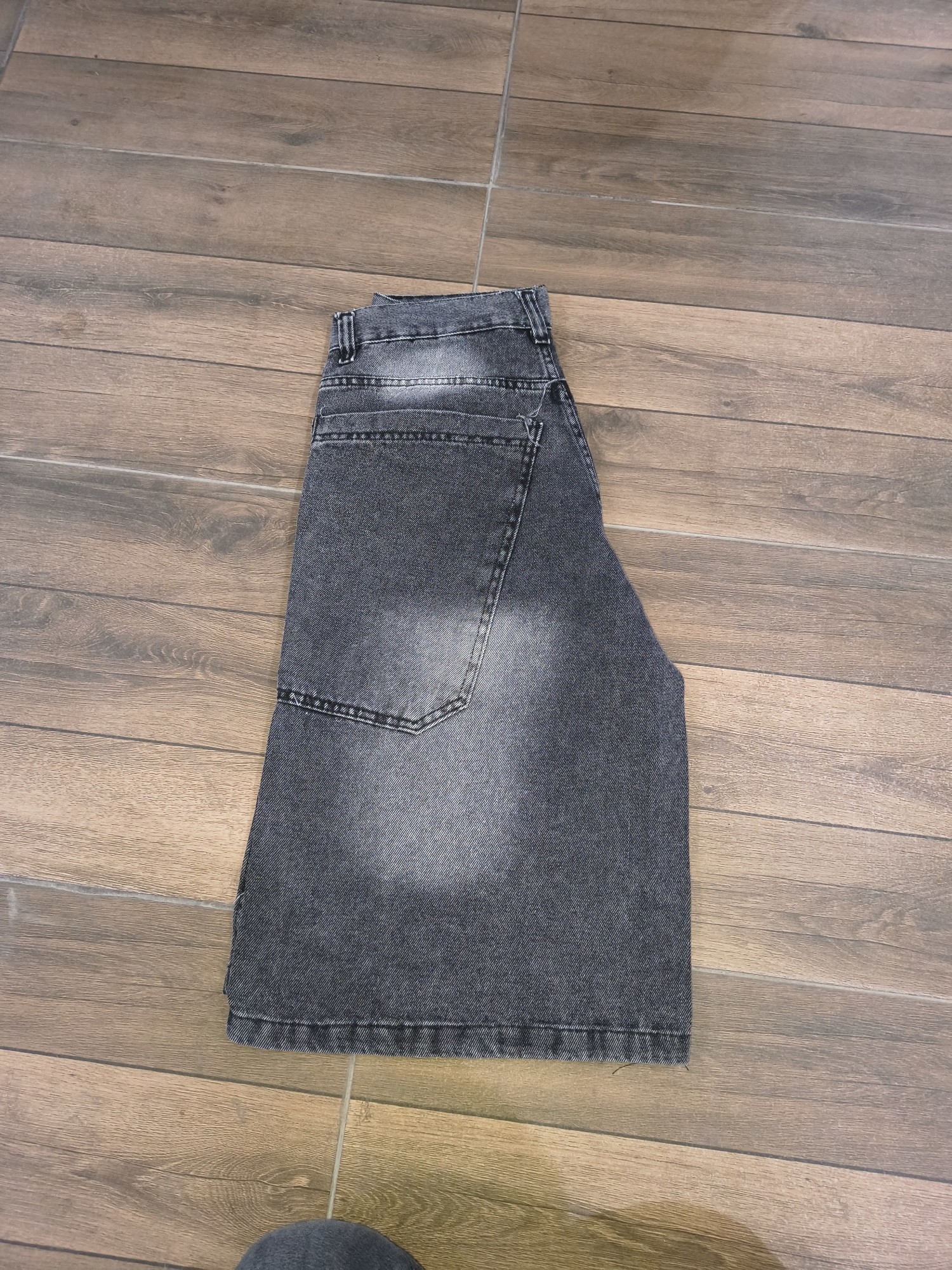 Bermuda Gris Stone de Mujer - Imagen 2