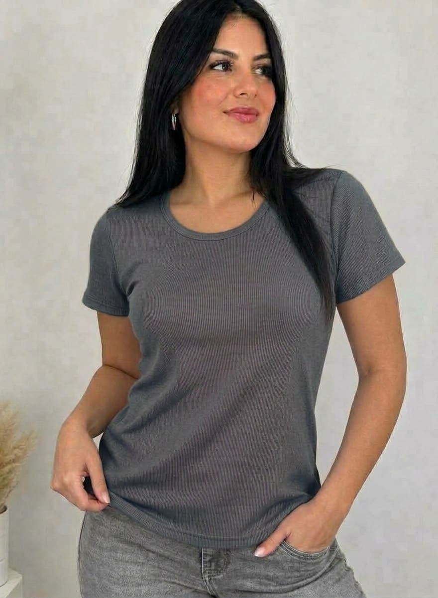 Remeras Básicas - Imagen 6